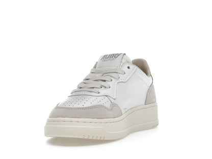 Autry Medalist Leather Low White Covert Green Beige (Women's)