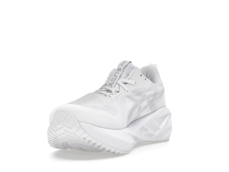 ASICS Novablast 5 White Piedmont Grey