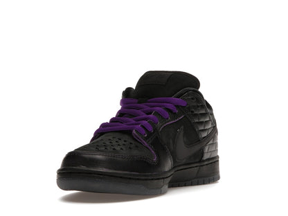 Nike SB Dunk Low Familia First Avenue
