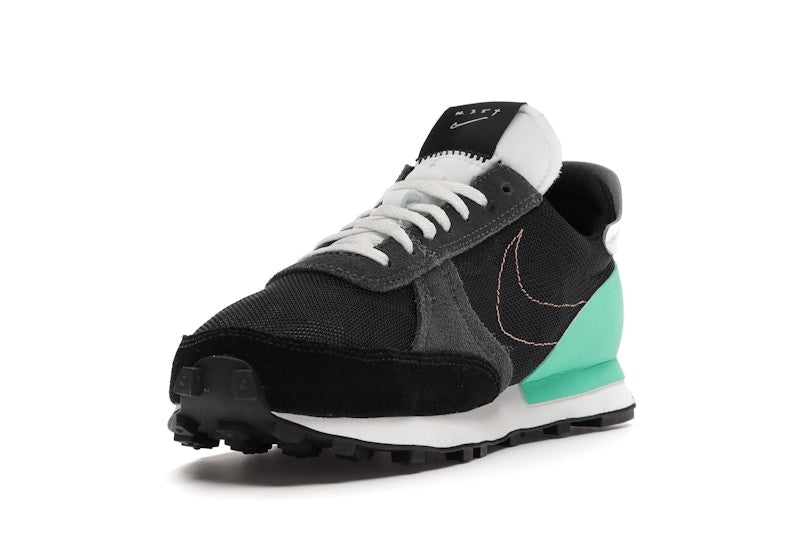 Nike Daybreak Type Black Menta