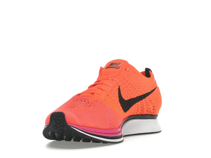 Nike Flyknit Racer Pink Flash