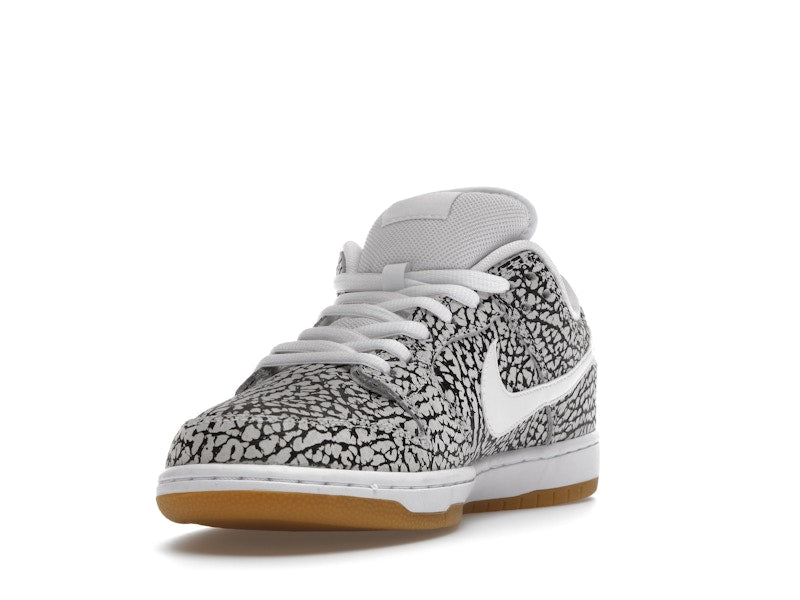 Nike SB Dunk Low Road