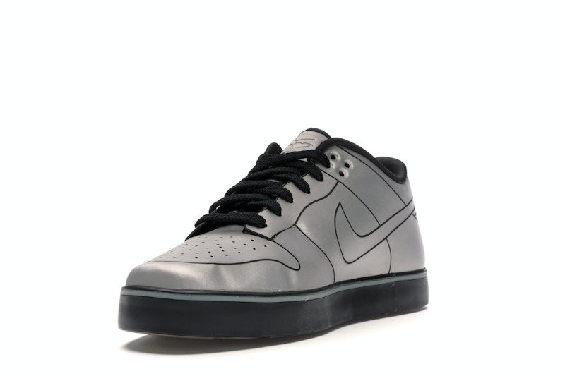 Nike Dunk Low 6.0 SE Delorean DMC-12