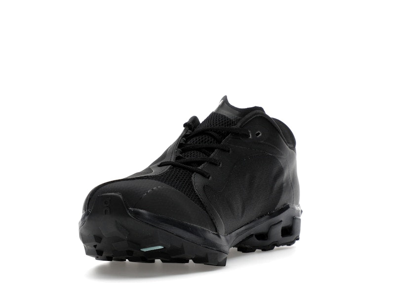 On Running Cloudventure Peak POST ARCHIVE FACTION Black Magnet (Women's)
