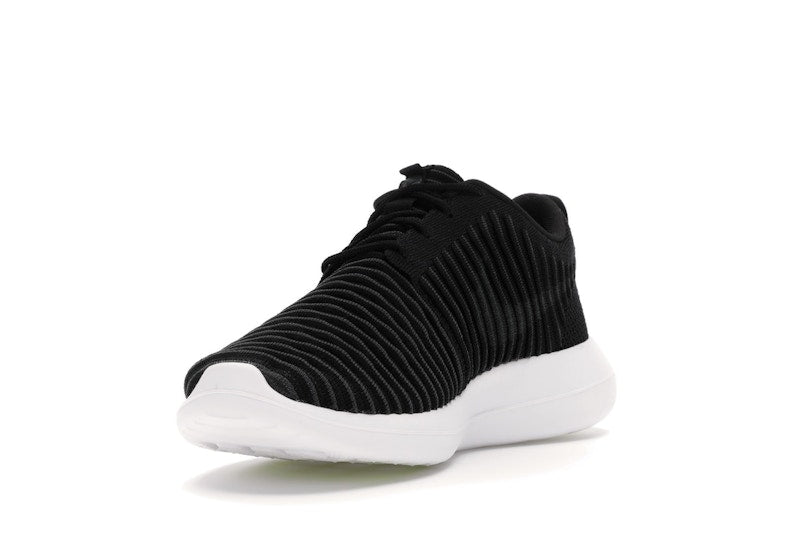Nike Roshe Two Flyknit Black/Dark Grey-White-Volt