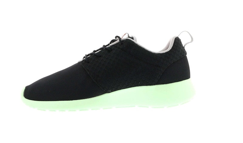 Nike Roshe Run FB Yeezy