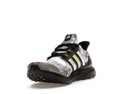 adidas Ultra Boost Sky Tint Black