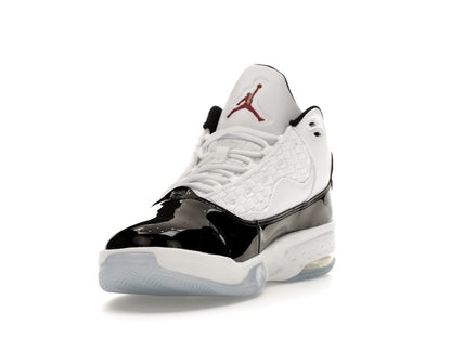 Jordan Max Aura 2 White Black Gym Red