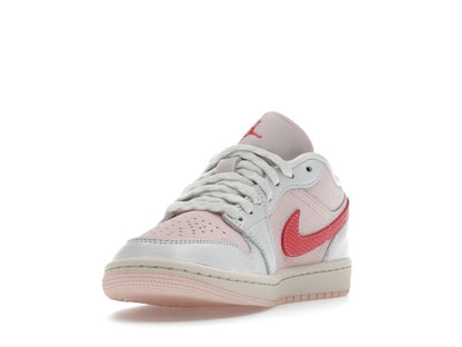 Jordan 1 Low SE Strawberry Milkshake (Women's)