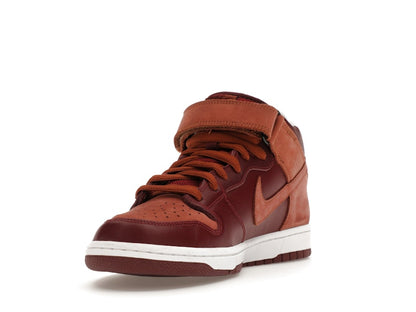 Nike SB Dunk Mid Team Red Pony
