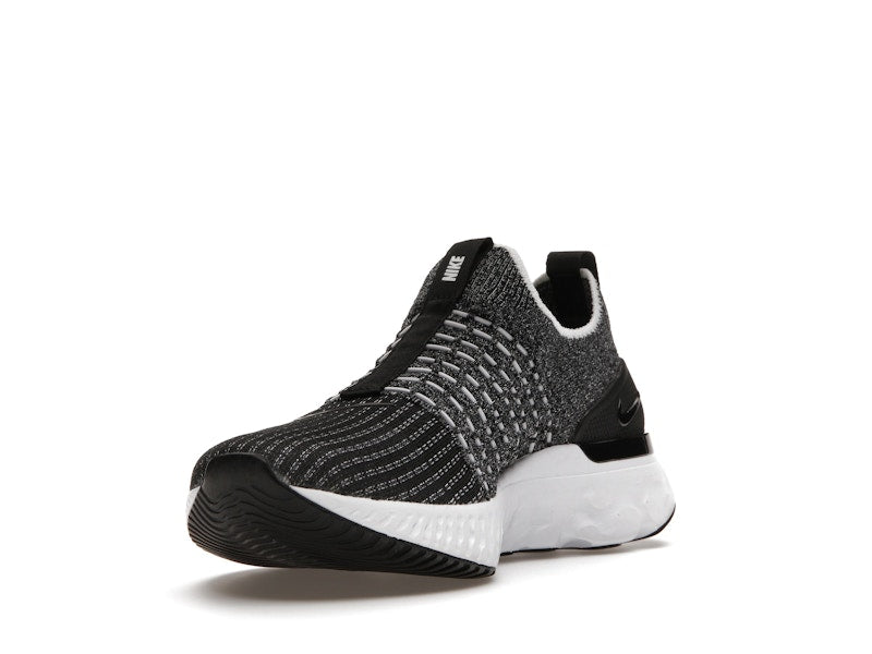Nike React Phantom Run Flyknit 2 Oreo (Women's)