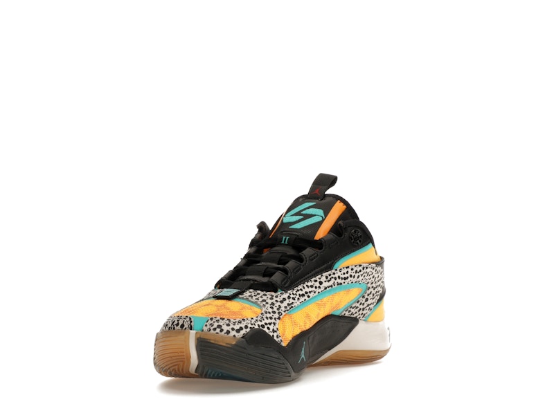 Jordan Luka 2 The Pitch (GS)