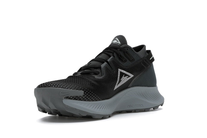 Nike Pegasus Trail 2 Black Dark Smoke Grey