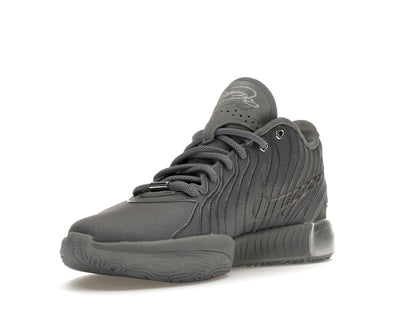 Nike LeBron 21 Resilient