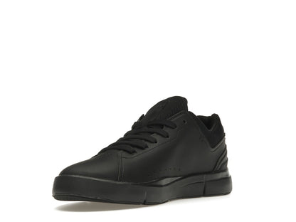 On The Roger Advantage All Black (Women's)