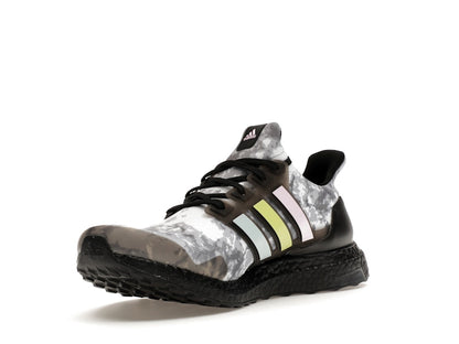 adidas Ultra Boost Sky Tint Black