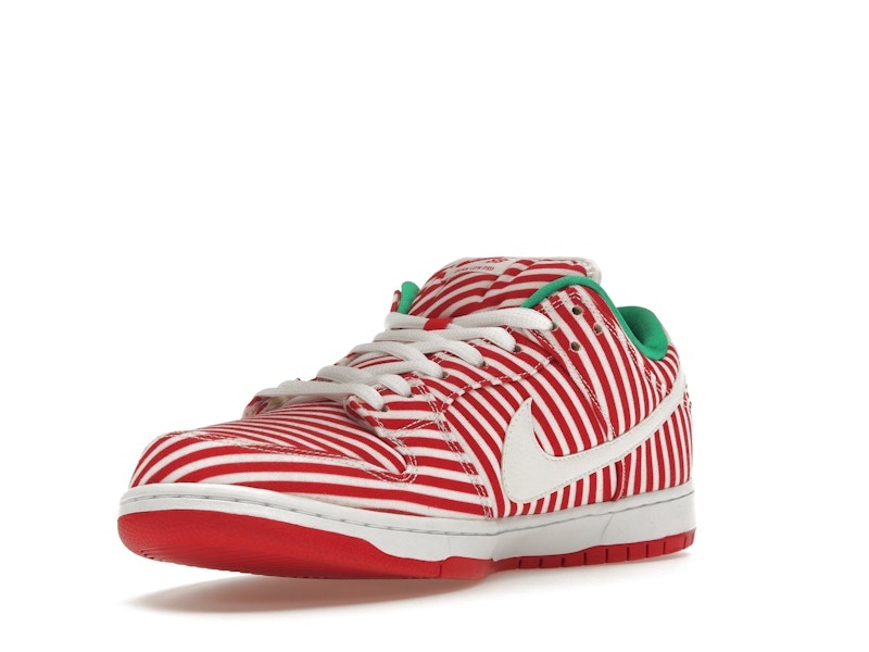 Nike SB Dunk Low Candy Cane