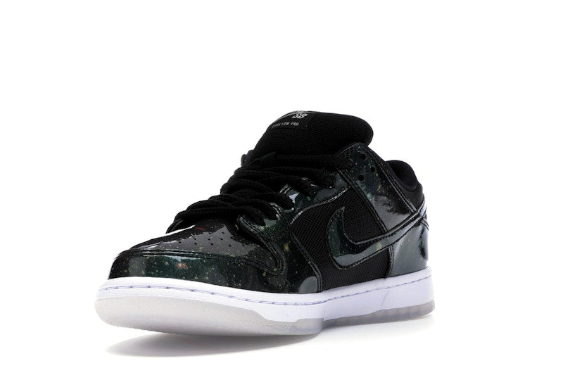 Nike SB Dunk Low 420 Intergalactic