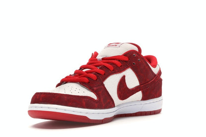 Nike SB Dunk Low Valentine's Day (2014)