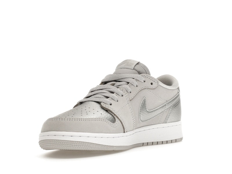 Jordan 1 Low OG Metallic Silver (GS)