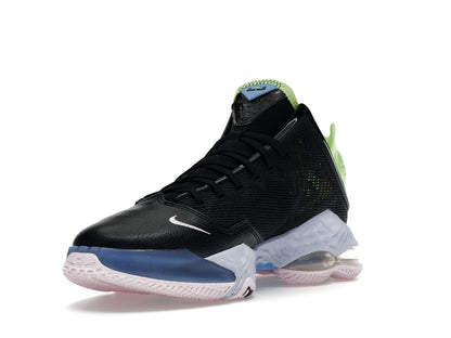 Nike LeBron 19 Low Ghost Green