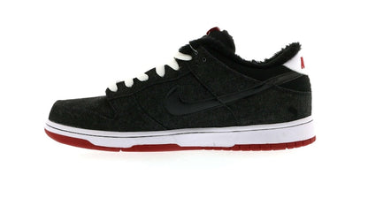 Nike SB Dunk Low Larry Perkins