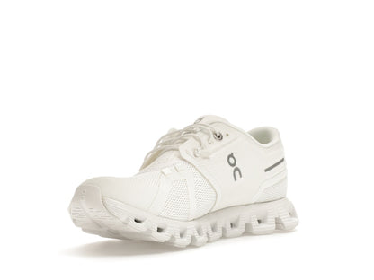 On Running Cloud 5 Undyed-White (Women's)