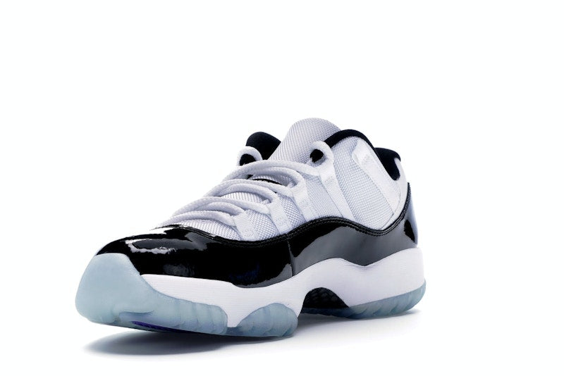 Jordan 11 Retro Low Concord
