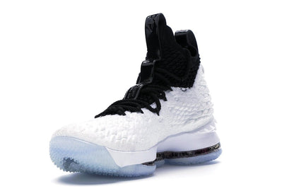 Nike LeBron 15 Graffiti