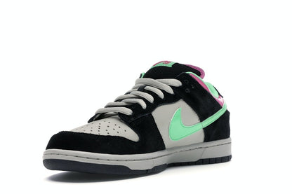 Nike SB Dunk Low Magnet Light Poison Green