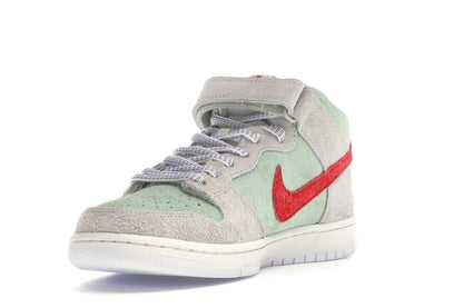 Nike SB Dunk Mid White Widow