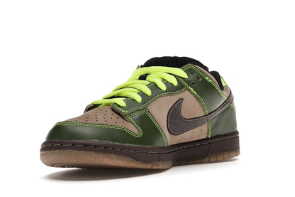 Nike SB Dunk Low Jedi