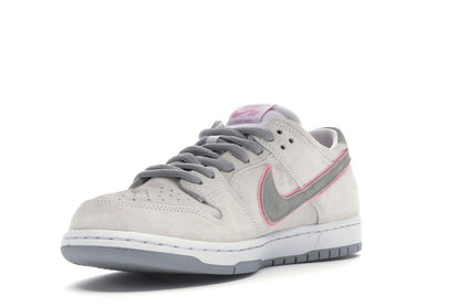 Nike SB Dunk Low Ishod Wair Flat Silver