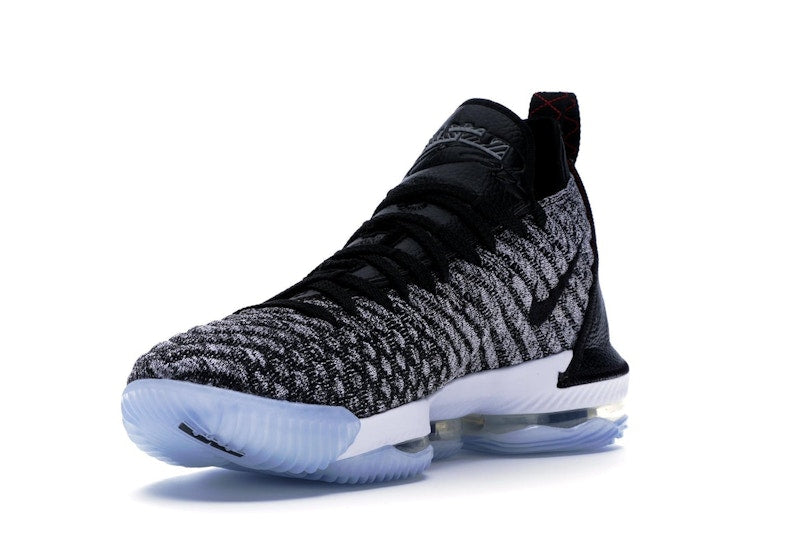 Nike LeBron 16 Oreo
