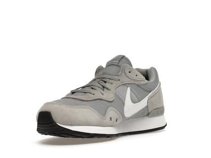 Nike Venture Runner Light Solar Flare Heather