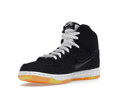 Nike SB Dunk High Skunk