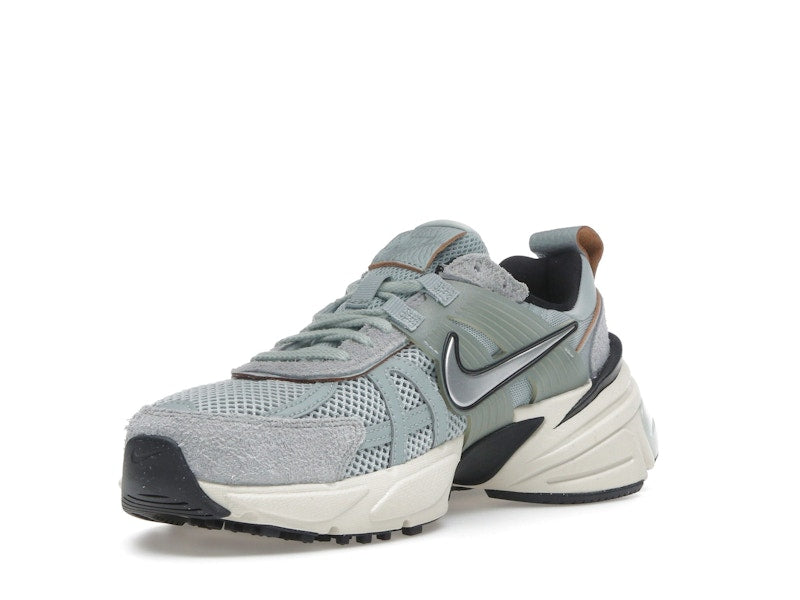 Nike V2K Run Light Pumic Black Chrome (Women's)