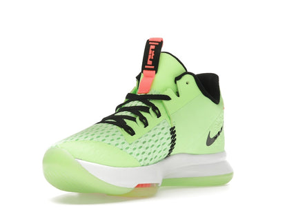 Nike LeBron Witness 5 Grinch