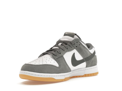 Nike Dunk Low Smoke Grey Gum 3M Swoosh
