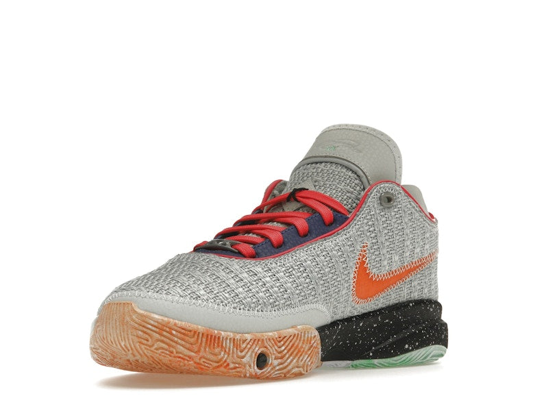Nike LeBron 20 Nike Lifer (GS)