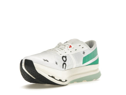 On CloudBoom Echo 3 Undyed White Mint