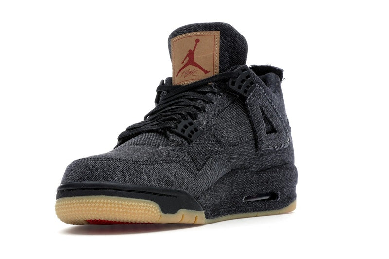 Jordan 4 Retro Levi's Black (Levi's Tag)