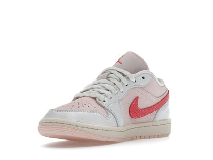 Jordan 1 Low SE Strawberry Milkshake (Women's)