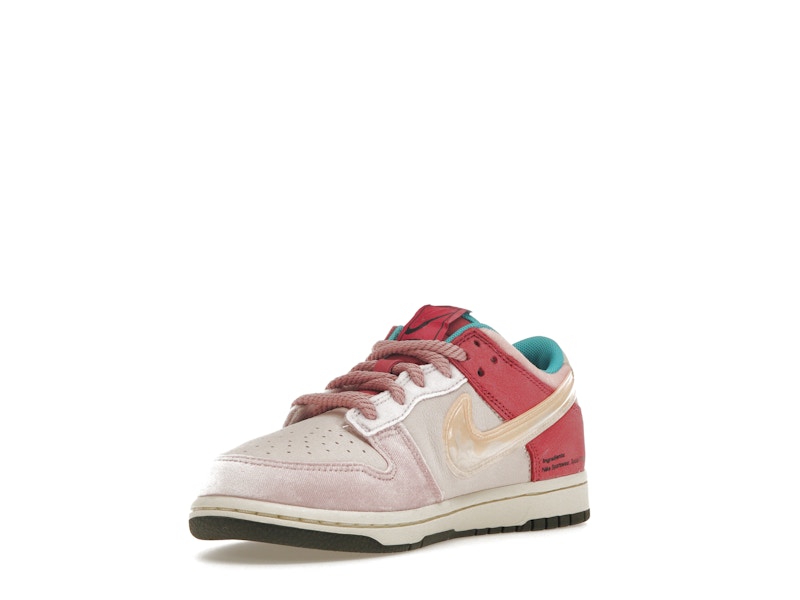 Nike Dunk Low Social Status Free Lunch Strawberry Milk (PS)