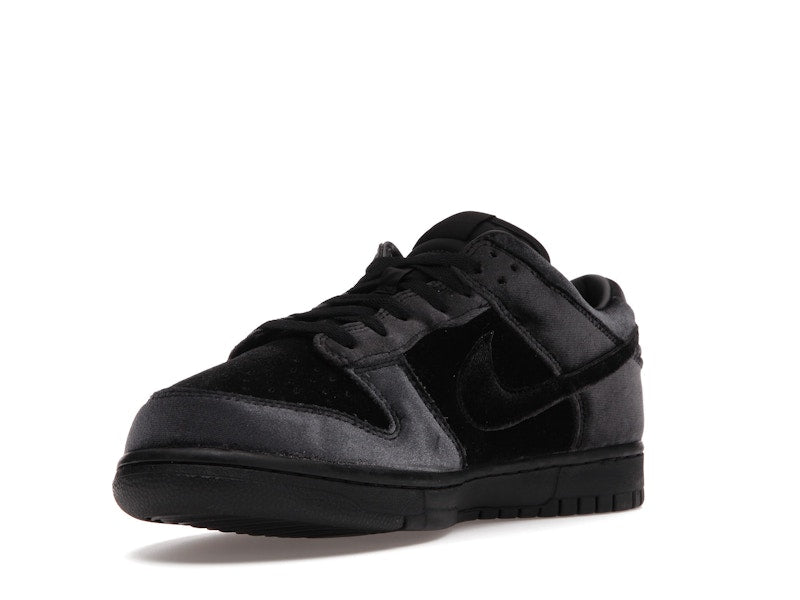 Nike Dunk Low Dover Street Market Triple Black Velvet