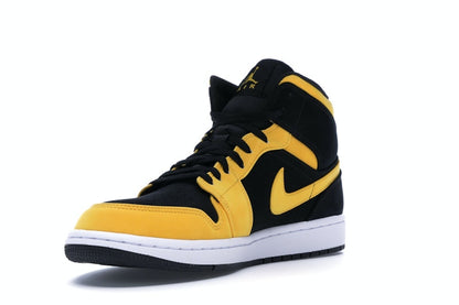 Jordan 1 Mid Reverse New Love