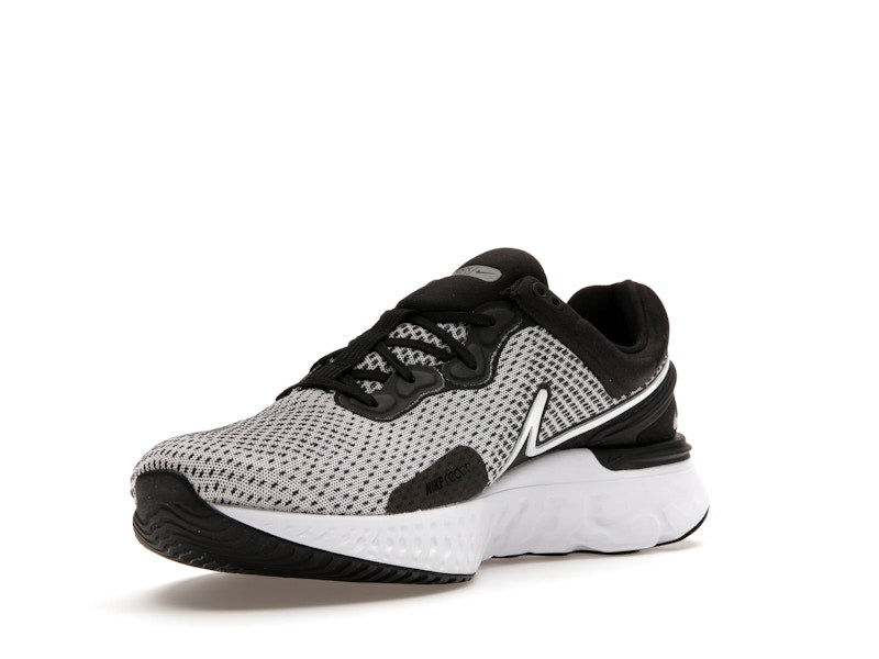 Nike React Miler 3 Black Metallic Silver