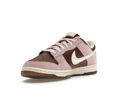 Nike Dunk Low Neapolitan (Women's)