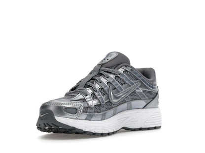 Nike P-6000 Metalic Cool Grey (GS)