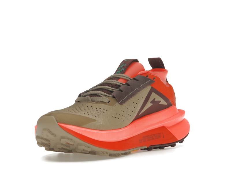 Nike ZoomX Zegama 2 Khaki Hyper Crimson Burgundy Crush White